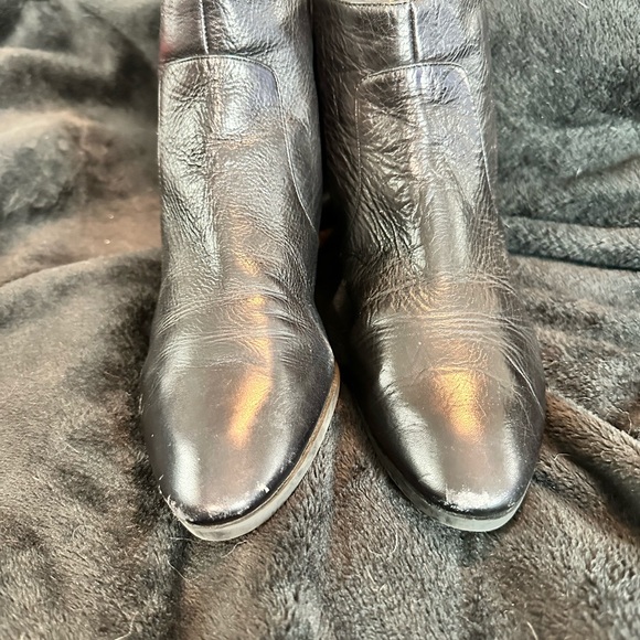 Vince Camuto Cinza Preloved Ankle Boots | western| cowgirl| goth - Picture 10 of 10